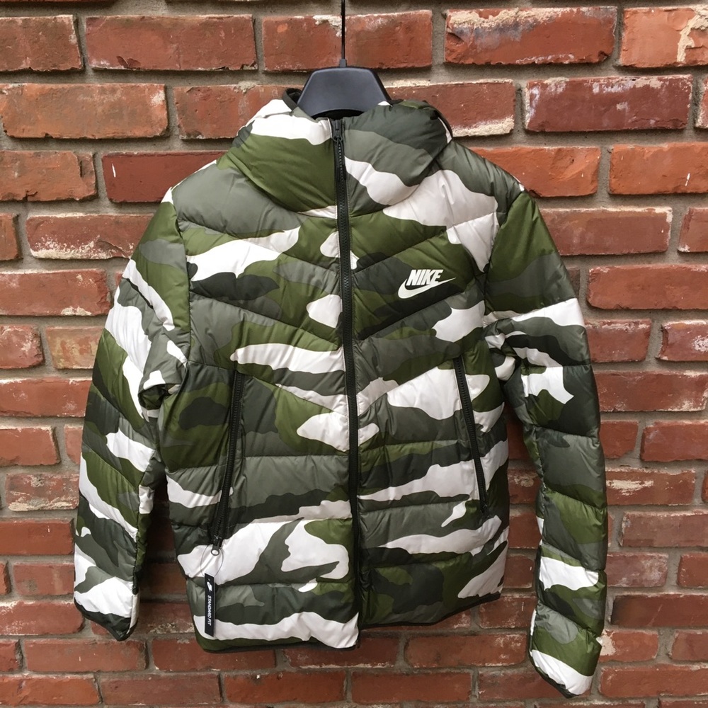 Nike Camo Down Hooded Puffer jacket